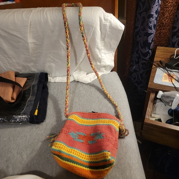 Z & Lhandbag - Picture 2 of 4